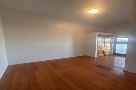 Photo of property in 39 Thompson Street, Mount Cook, Wellington, 6011