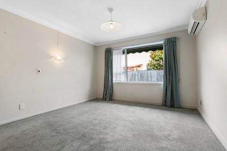 Photo of property in 63 Mansfield Avenue, St Albans, Christchurch, 8014