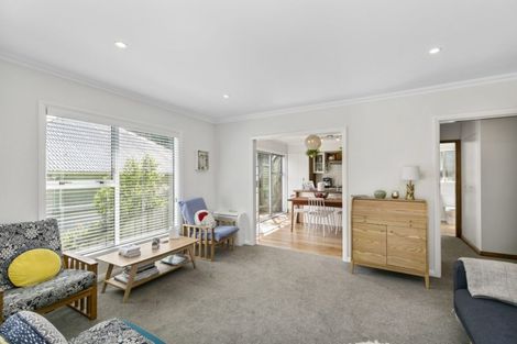 Photo of property in 137 Houghton Bay Road, Houghton Bay, Wellington, 6023