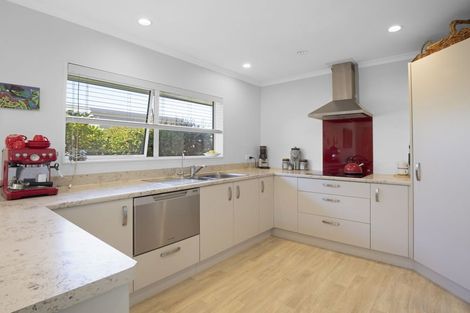 Photo of property in 89 Cedar Drive, Paraparaumu Beach, Paraparaumu, 5032