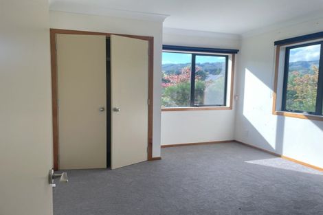Photo of property in 70 Kirton Drive, Riverstone Terraces, Upper Hutt, 5018