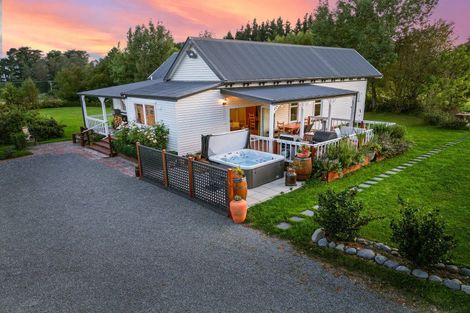 Photo of property in 246 Summerhill Road, Cust, Rangiora, 7471