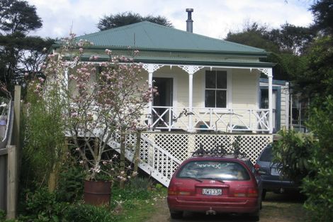 Photo of property in 6 Taurua Place, Coromandel, 3506