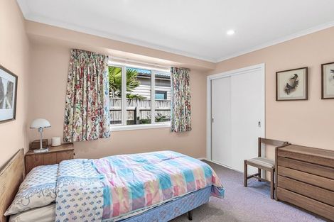 Photo of property in 82 Waipunahau Road, Waikanae, 5036