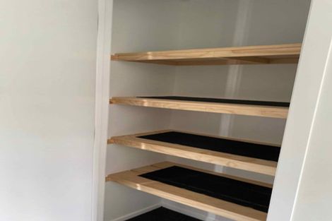 Photo of property in 79 Seaview Road, Westown, New Plymouth, 4310