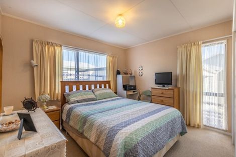 Photo of property in 5 Ngaio Street, Stoke, Nelson, 7011