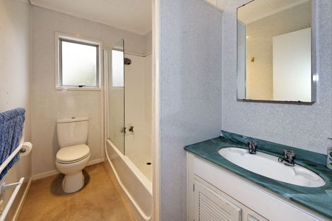 Photo of property in 103 Konini Road, Titirangi, Auckland, 0604