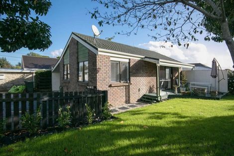 Photo of property in 54b Williams Street, Cambridge, 3434