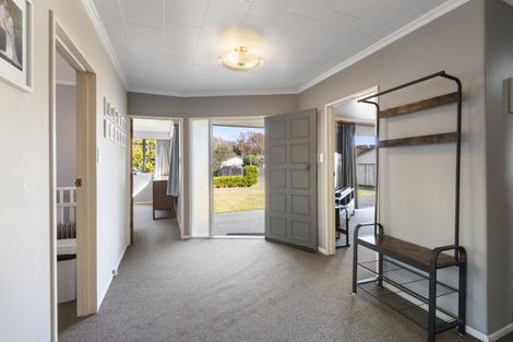 Photo of property in 14 Wilson Street, Bulls, 4818