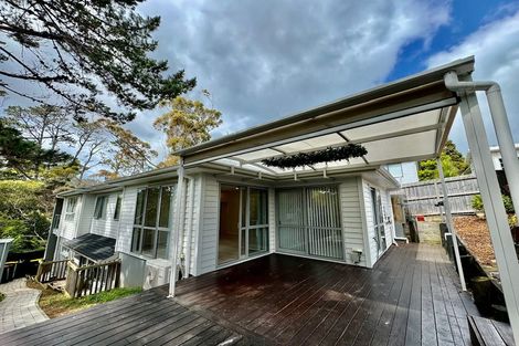 Photo of property in 42 Cresta Avenue, Beach Haven, Auckland, 0626
