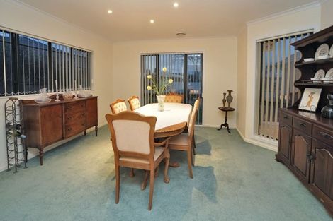 Photo of property in 43 Montrose Crescent, Huntington, Hamilton, 3210