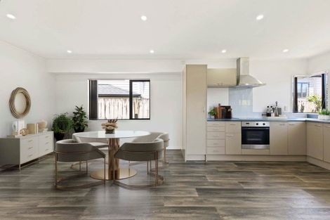 Photo of property in 2 Pantera Way, Hillpark, Auckland, 2102