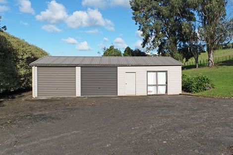 Photo of property in 943 Glenbrook Road, Glenbrook, Pukekohe, 2679