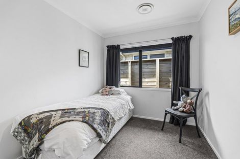 Photo of property in 6 Terli Way, Glen Avon, New Plymouth, 4312