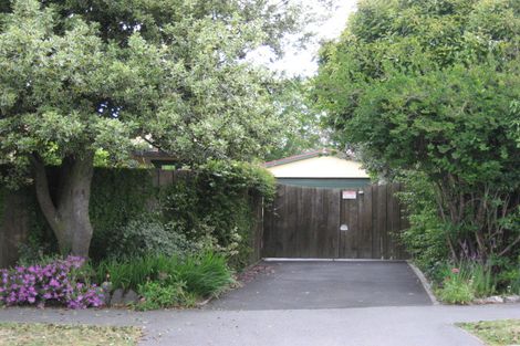 Photo of property in 31 Gainford Street, Avonhead, Christchurch, 8042