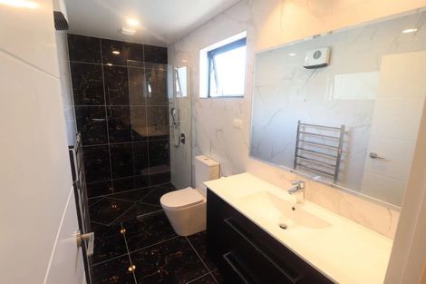 Photo of property in 10 Silvereye Road, Hobsonville, Auckland, 0616