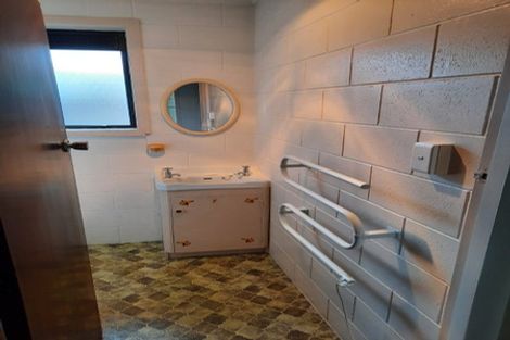 Photo of property in 122 Effingham Street, North New Brighton, Christchurch, 8083