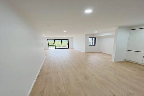 Photo of property in 34 Sinton Road, Hobsonville, Auckland, 0618