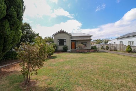 Photo of property in 47 Allardice Street, Dannevirke, 4930
