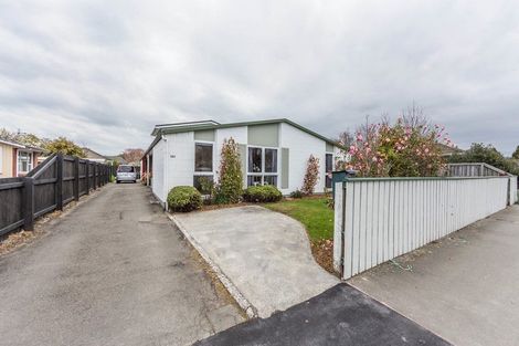 Photo of property in 1/59 Maidstone Road, Ilam, Christchurch, 8041
