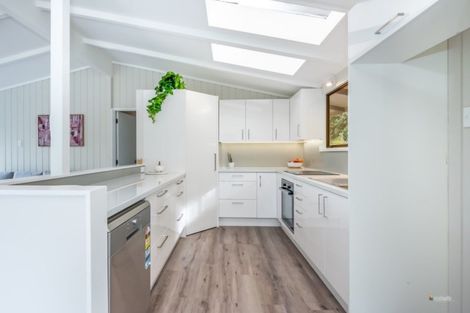 Photo of property in 25 Solander Place, Whitby, Porirua, 5024