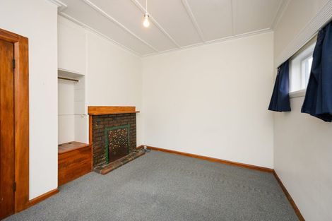 Photo of property in 17 Haydon Street, Roslyn, Palmerston North, 4414