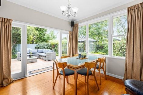 Photo of property in 9 Neeve Place, Taradale, Napier, 4112