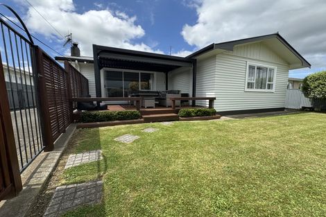 Photo of property in 20 Jull Crescent, Waipukurau, 4200