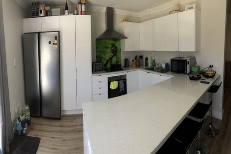 Photo of property in 20u4 Tawa Terrace, Tawa, Wellington, 5028