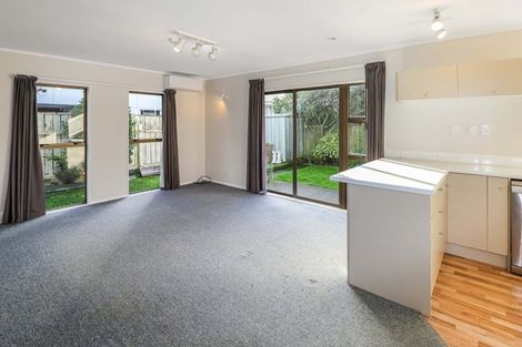 Photo of property in 103f7 Rongotai Road, Kilbirnie, Wellington, 6022