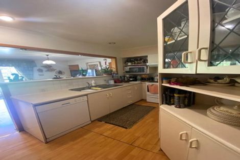 Photo of property in 27 Graeme Avenue, Mangere East, Auckland, 2024