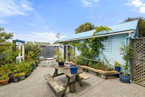 Photo of property in 52 Sheldon Street, Woolston, Christchurch, 8023