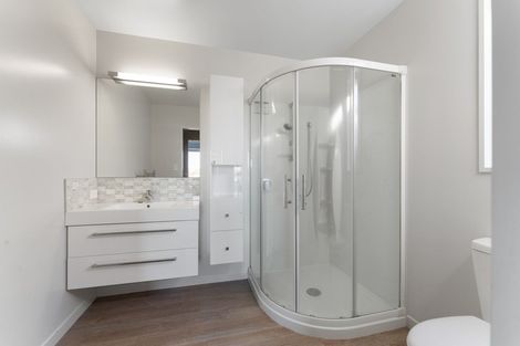 Photo of property in 9 Tangy Loch Lane, Broomfield, Christchurch, 8042