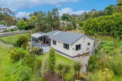 Photo of property in 5 Matthew Street, Waipawa, 4210