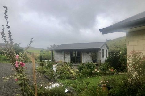 Photo of property in 2 Te Ara Karoiroa Road, 4374