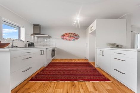 Photo of property in 1/13 Maplesden Drive, Clendon Park, Auckland, 2103