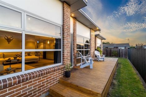 Photo of property in 42 Seymour Street, Hornby, Christchurch, 8042