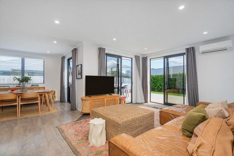 Photo of property in 5 Victoria Street, Coromandel, 3506