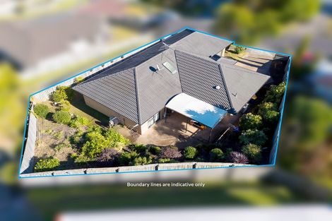 Photo of property in 42 San Marino Drive West, Henderson, Auckland, 0612