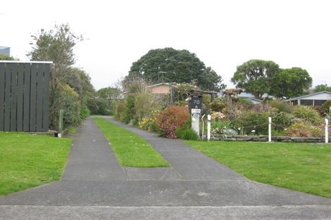 Photo of property in 70a Mcfarlane Street, Oakura, 4314