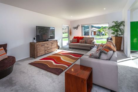 Photo of property in 49 Saint Andrews Drive, Pauanui, Hikuai, 3579