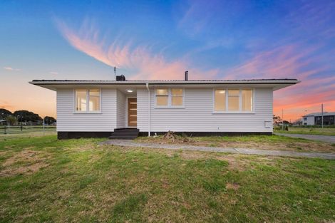 Photo of property in 15 Mayflower Close, Mangere East, Auckland, 2024