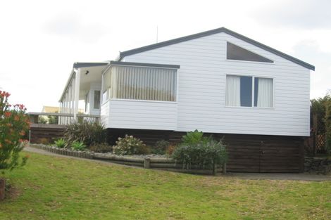 Photo of property in 22 Pleasant Place, Pauanui, Hikuai, 3579