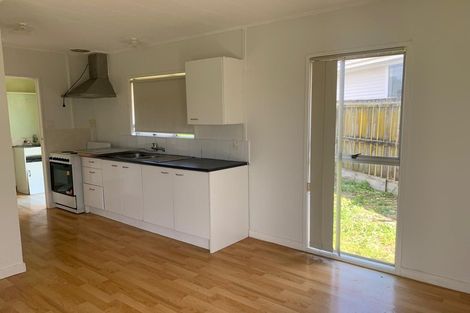 Photo of property in 1 Ettrick Place, Mangere East, Auckland, 2024