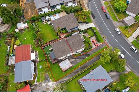 Photo of property in 2/17 Kemp Road, Massey, Auckland, 0614