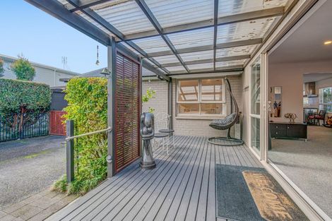 Photo of property in 5a Elizabeth Street, Orewa, 0931