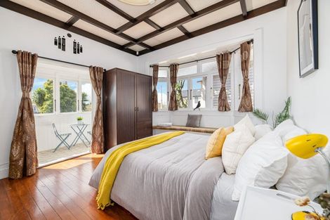 Photo of property in 118a Hutchinson Avenue, New Lynn, Auckland, 0600