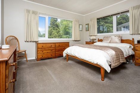 Photo of property in 10 Woodcote Drive, Glenfield, Auckland, 0629