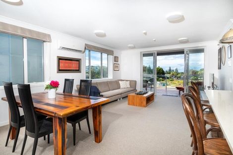 Photo of property in 84 Rewa Rewa Lane, Orewa, 0931