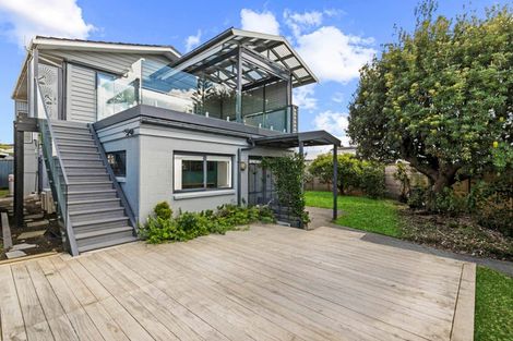 Photo of property in 2a Redwood Drive, Massey, Auckland, 0614